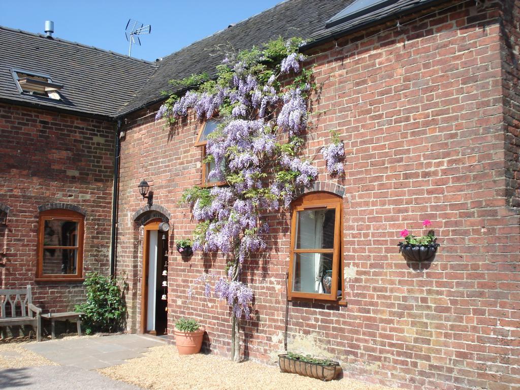 Highfields Farm B&B Stone  Exteriér fotografie